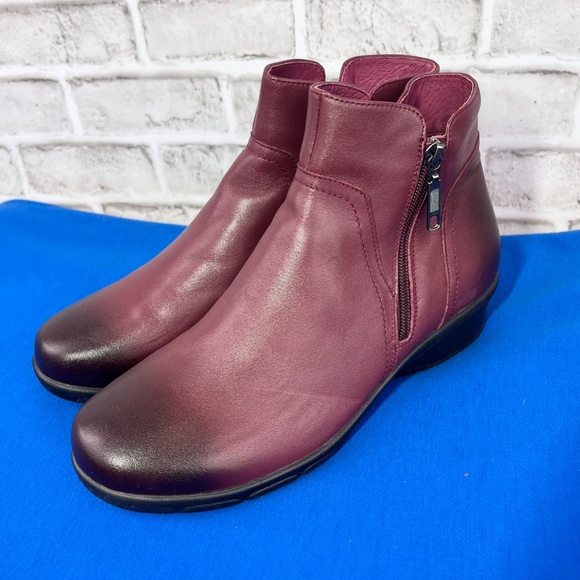 |•PROPET•| Rich Burgundy Leather Ankle Boots Size 11